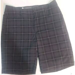 grand slam performance golf shorts Men's Size 32 Black W/ Gray Checks 10" Inseam